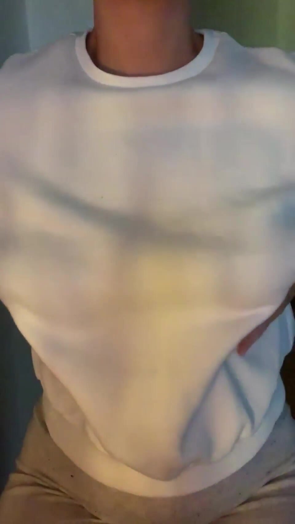 Revealing my titties = best feeling ever!