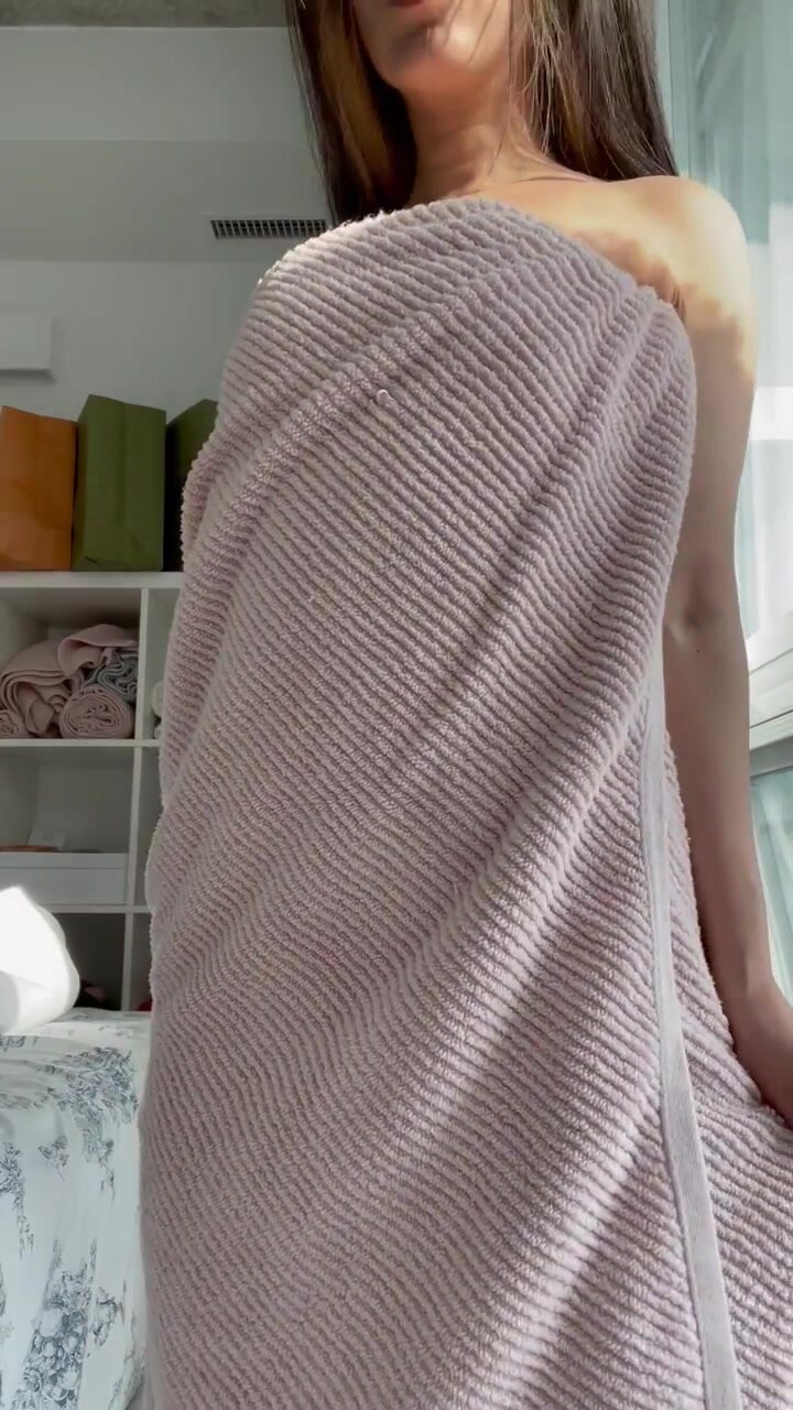 Oops.. I dropped my towel