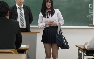 A new schoolgirl with a juicy body turned on all the guys and even the teachers and got her teacher's hard cock.
