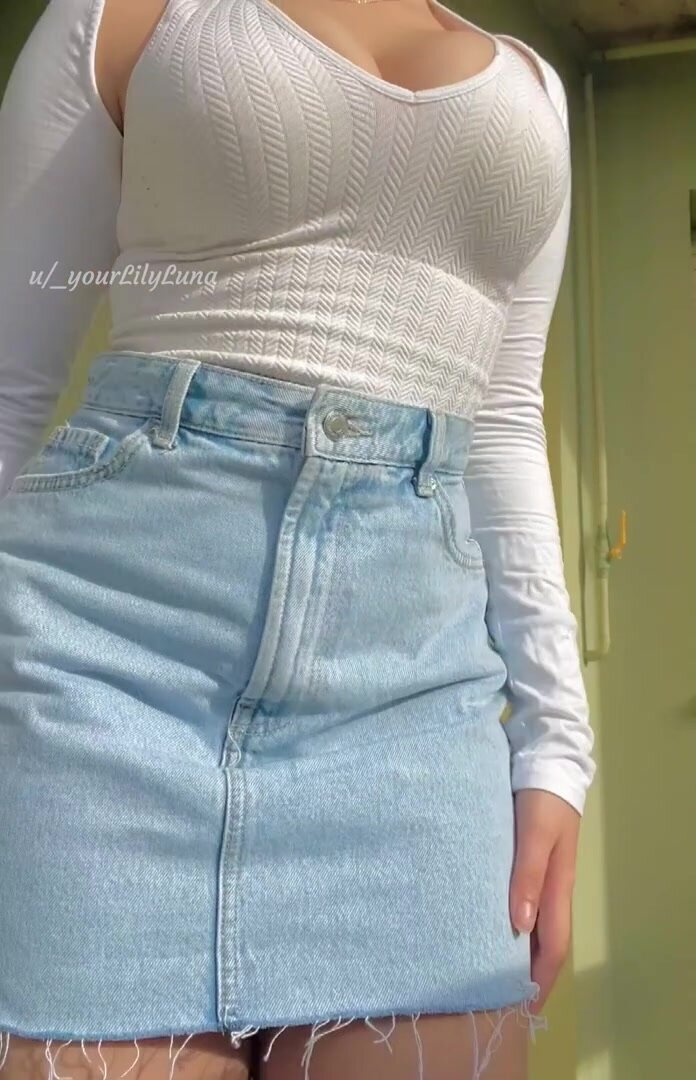 I have a strict "no panties" policy whenever I go out