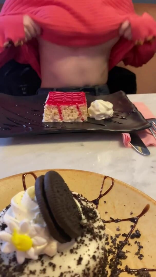 Perks of no bra in public is the risky flashes