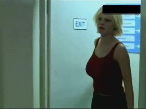 Brunette gets jealous of blonde