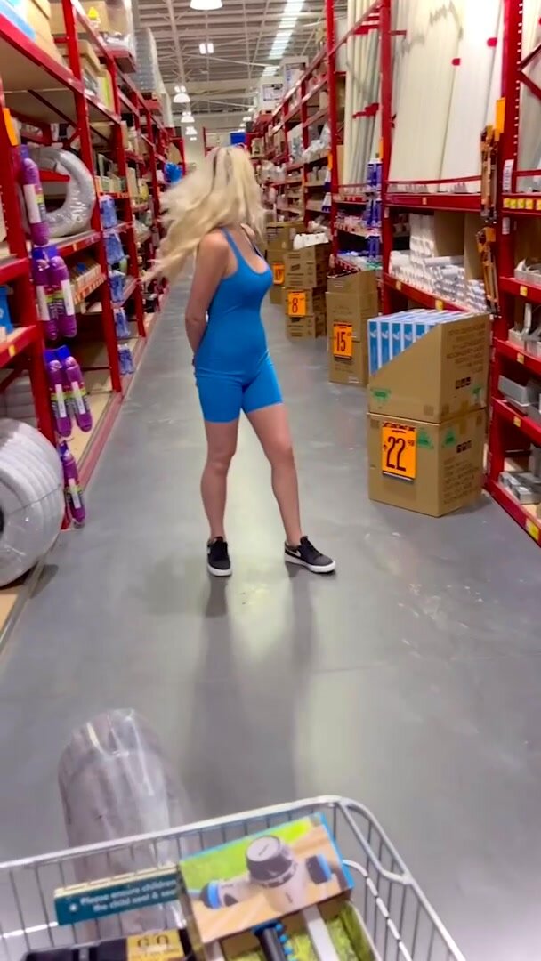 Can’t stop showing the boobs off